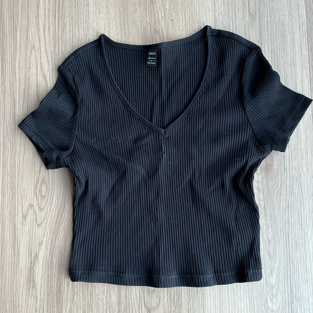 SHEIN V-Neck Rib-Knit Crop Top